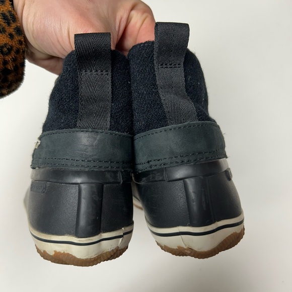 Sperry Black and Brown Winter Boots - Picture 6 of 6